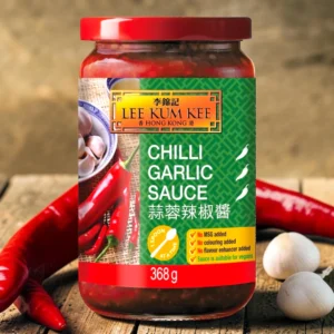 Sos z chili i czosnku LEE KUM KEE 368g